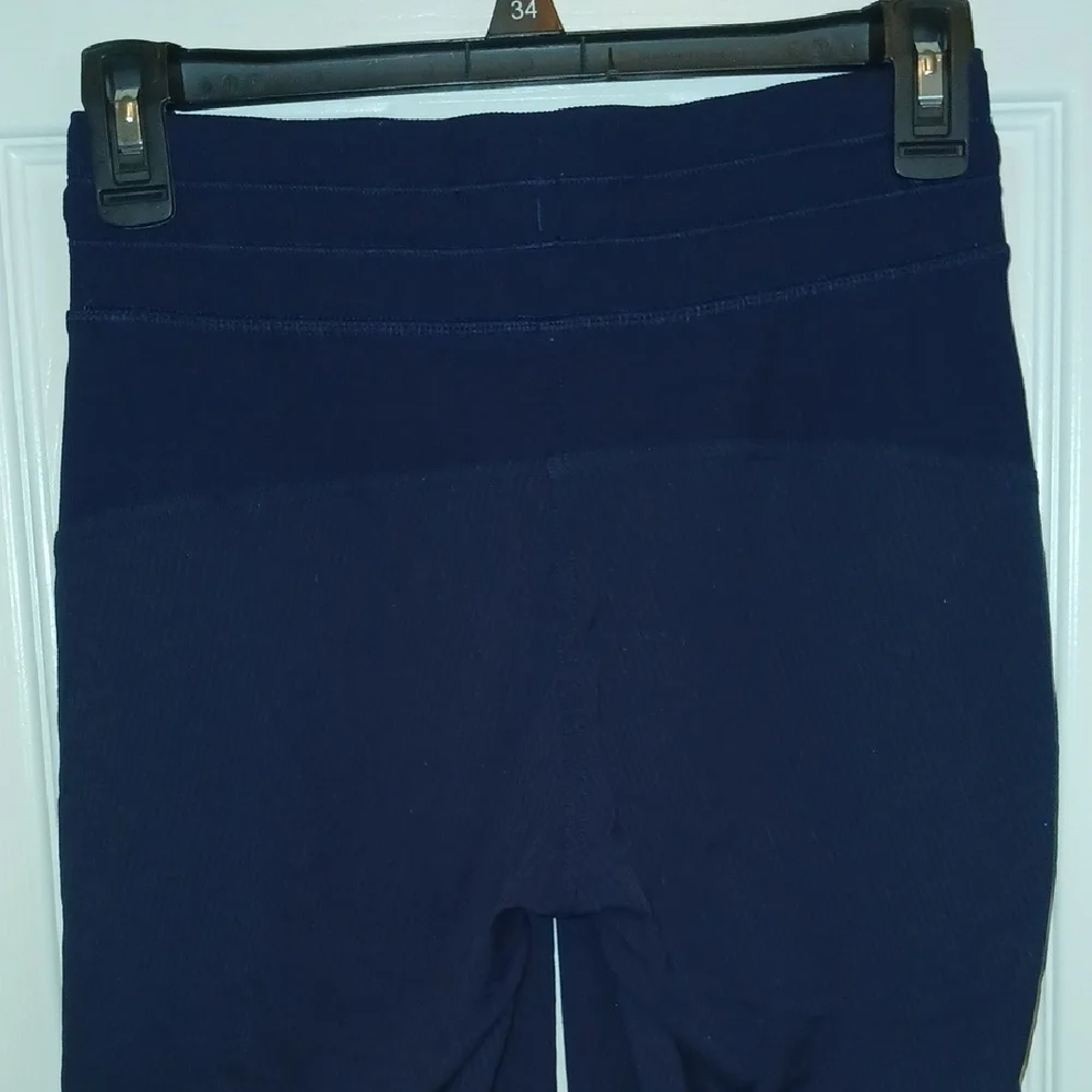 Lululemon Dance Studio Dark Blue Joggers - Picture 6 of 7